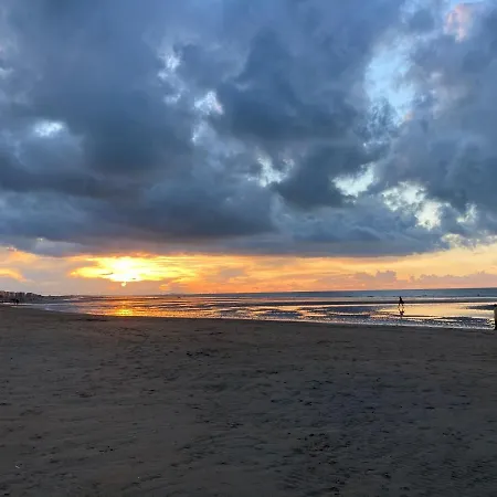 Beach Apartment קוקסיידה